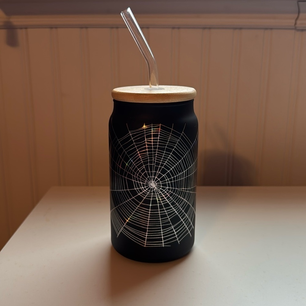 Handcrafted Spider Web Black Glass 12 oz Cup NWOT